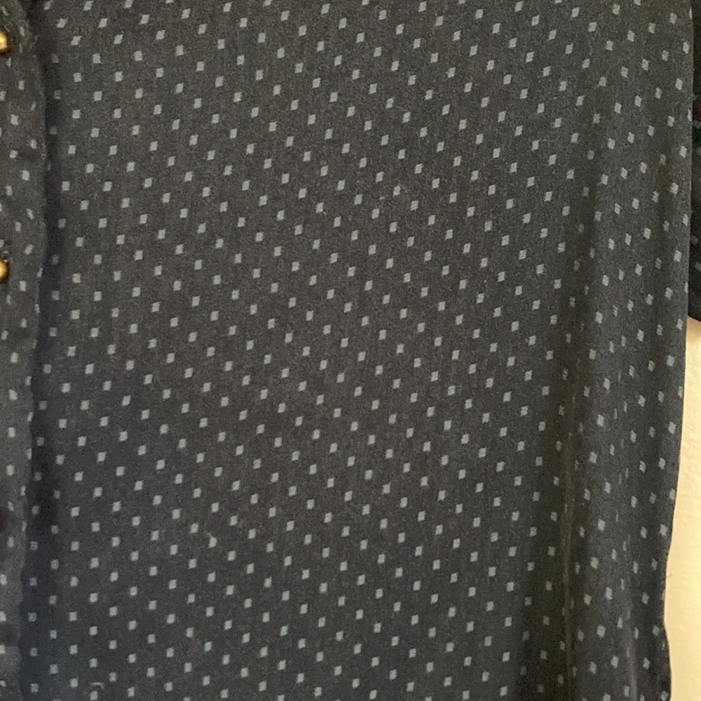 💕H&M BLOUSE💕 - Picture 3 of 6